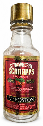Strawberry schnapps liqueur - schnapps, mr